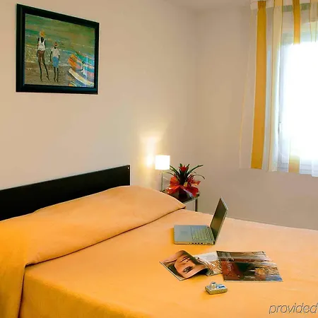 Hotel Fasthotel Clermont-ferrand *